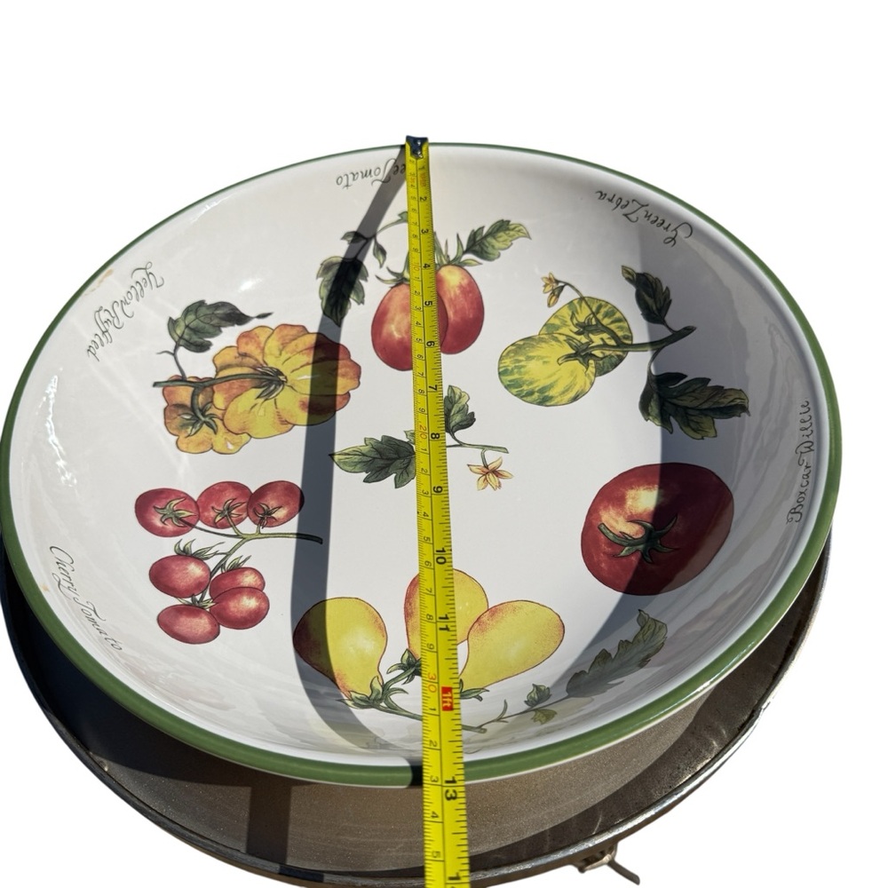Williams Sonoma Heirloom Tomatoes Large Pasta Serving Bowl 13” Round Green Rim - Picture 5 of 8